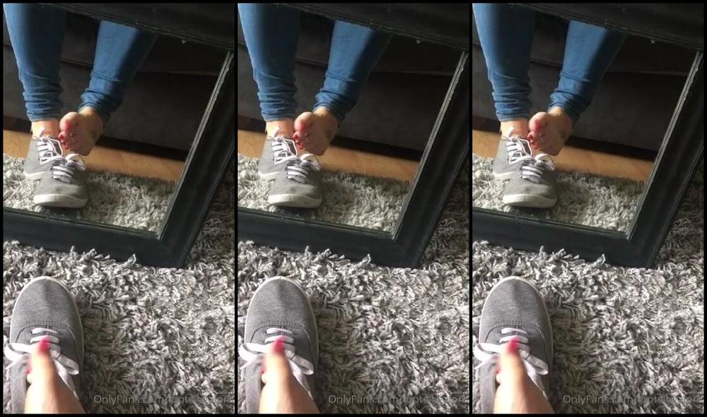 Footsiegalore Onlyfans I Ve Been Rushing Around In My Plimsolls Today Look How Hot And Sweaty My Feet Are Bj