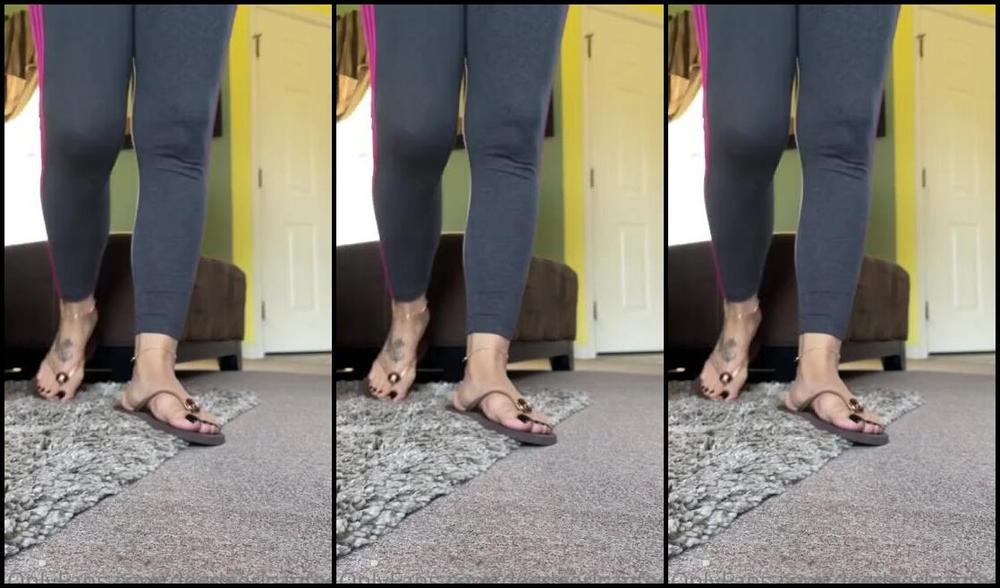 Deedeericanfeet Onlyfans Here S A Request In These Flip Flop Havis Wit Previous Pedi