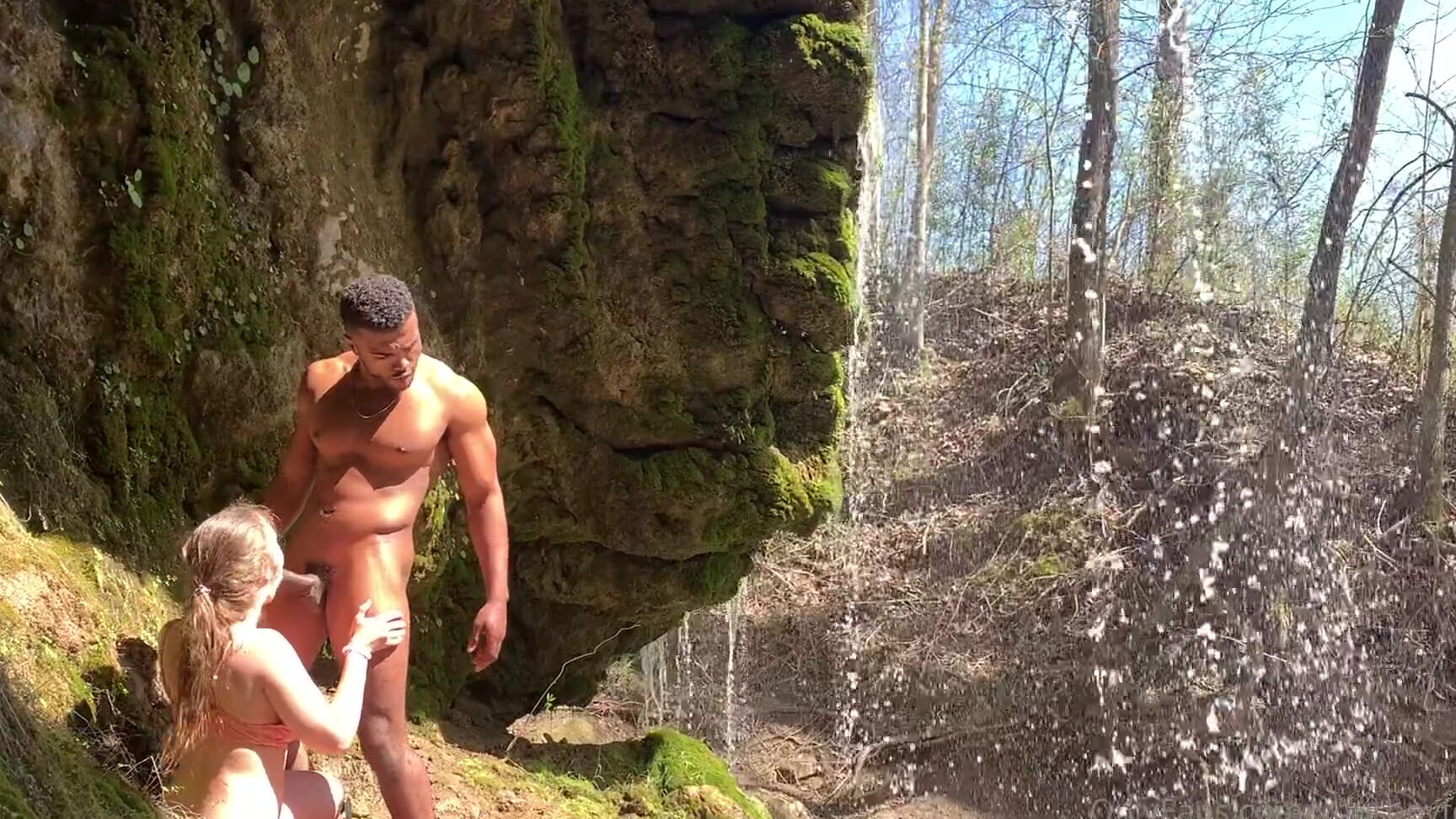 yourboyfcisco-28-04-2020-267805970-waterfalls-n-back-shots-lenaisapeach