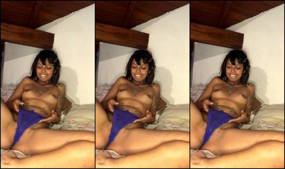 Suicidegirls Stream Started At Pm Hello Here Is Bresant Come See My New Tattoos