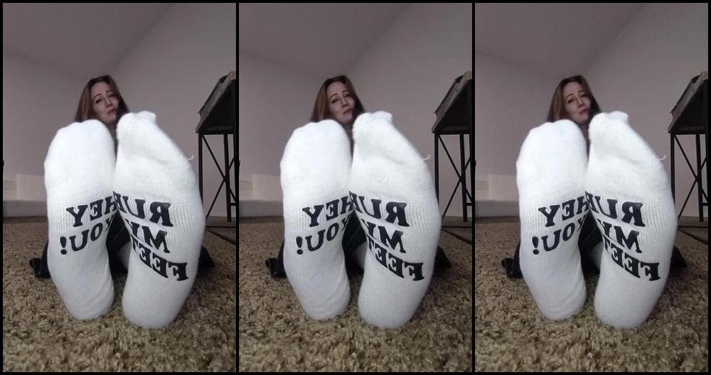 Jennysfeet 03 14 2025 Onlyfans Video Do You Like My New Socks Also New Pedi Reveal