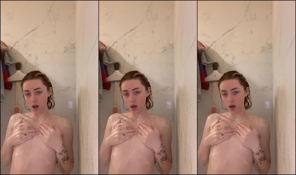 Kaitie Sky 2949851443 08 04 2023 Don T Make It Awkward Help Me Wash The Girls