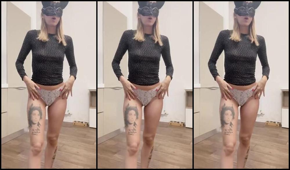 Deapistilla Nicknamed Deapistilla1 10 01 2023 Onlyfans Video Lo Punisco Con Calci Nelle Palle