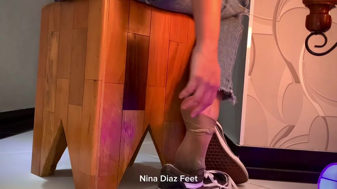 Nina S Feet Nicknamed Ninadiaz Feet Onlyfans Stink Feet After Work My Sweaty Foot Smelling Like Cheese After A Whole Day