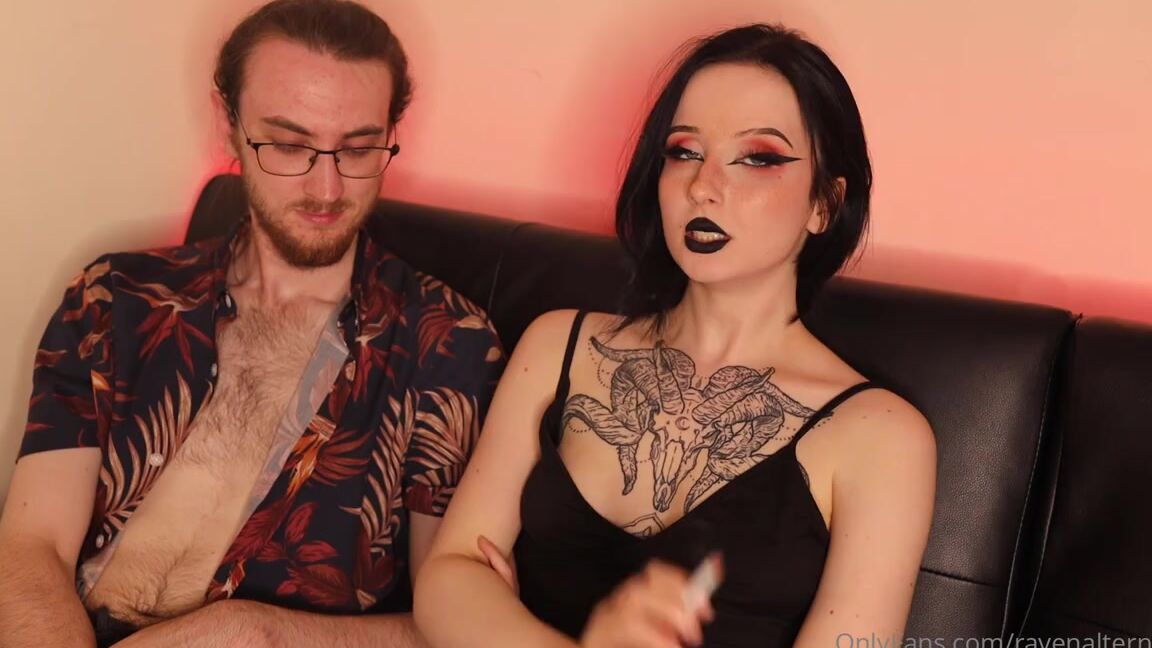 Raven Alternative Nicknamed Ravenalternative 08 02 2022 Onlyfans Video Couples Who Smoke Together Stay Together Hotandspicybeans Q