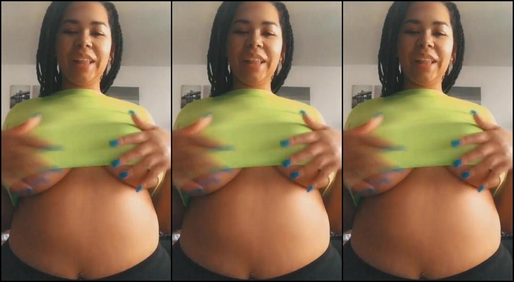 Fayeforbes Big Tits And A Small Shirt