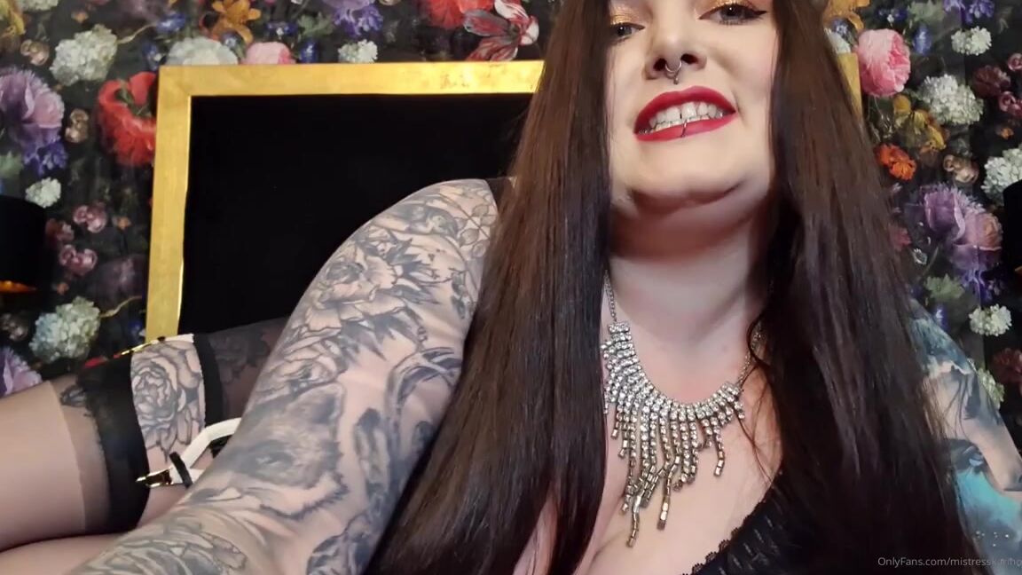 Mistresskarino Onlyfans Its Time To Take Care About My Feet Follow My Commands Boy And Give Your Goddess