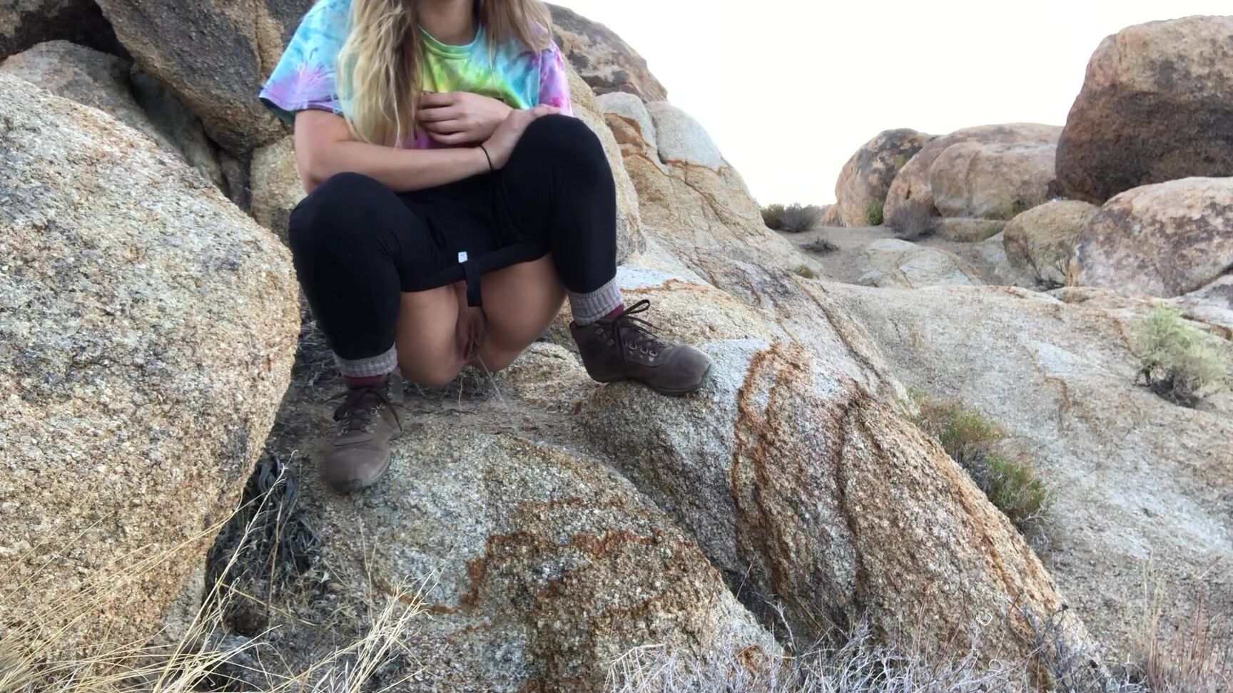 Hellokitty Alabama Hills Tinkle