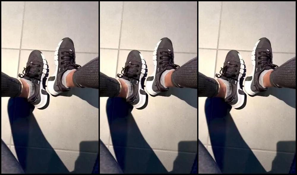 Stillsinning Nicknamed Stillsinning Onlyfans Who Can Clean My Feet After My Workout