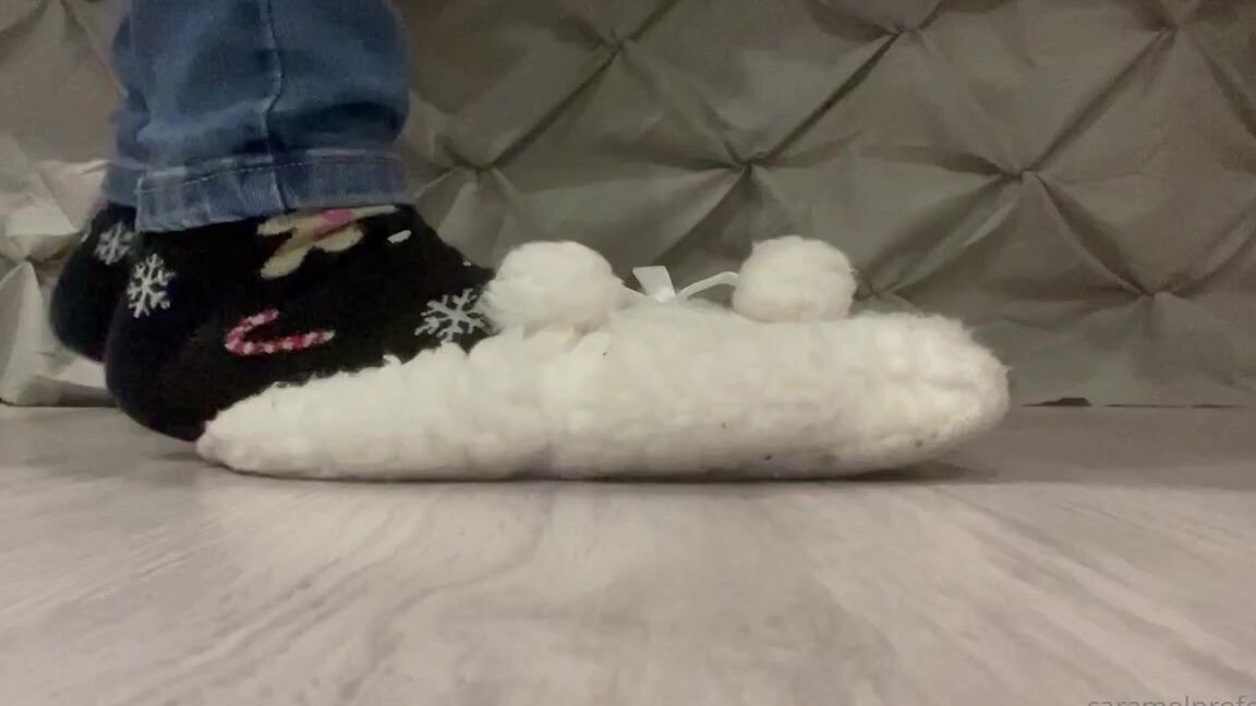 Puja Nicknamed Caramelprofessor Onlyfans It S Been A Long Day In These Socks