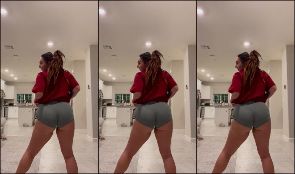 Darkgoddezz 2342084819 01 26 2022 Needing A Workout Partner