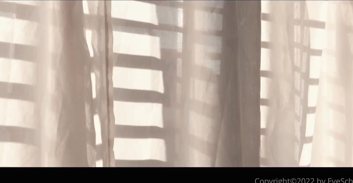 Eve Schwarz Nicknamed Eveschwarz Onlyfans Conquer The World And Put It At My Feet