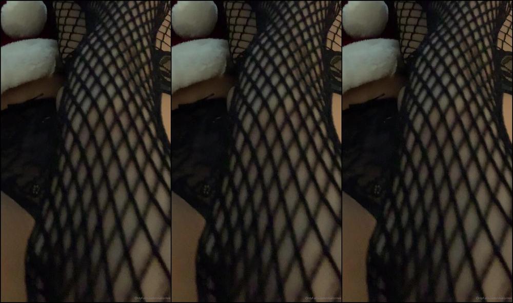 Sharonlee Hoe Hoe Hoe