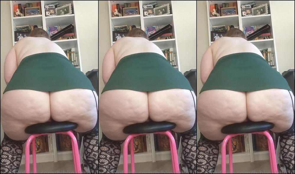 Bibliophile120 2316955829 12 31 2021 Nice Pov Of Me Fucking A Dildo