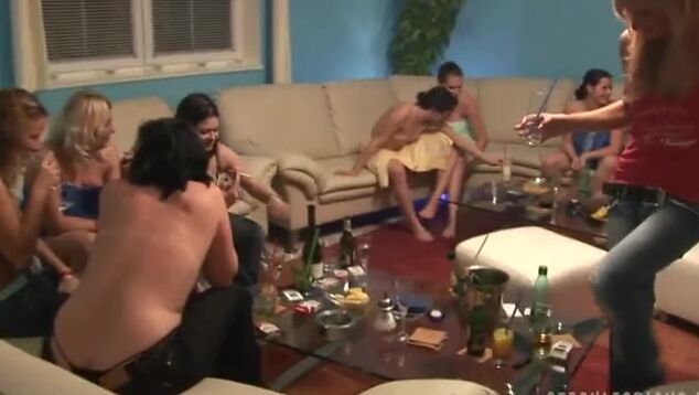 czech-lesbians-1-part-1-704x396-1000kbps CzechLesbians