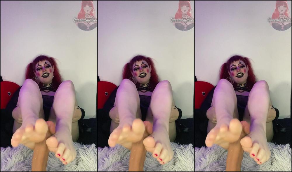 Queenleiasolo Do You Want This Clown To Rub Their Feet All Over Your Cock I Know You Do This Is Full O