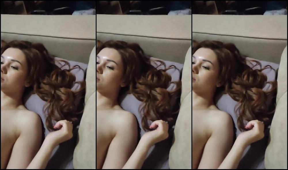 Veronica Fox Красивая милая рыжая стонет от секса на камеру Pornhub