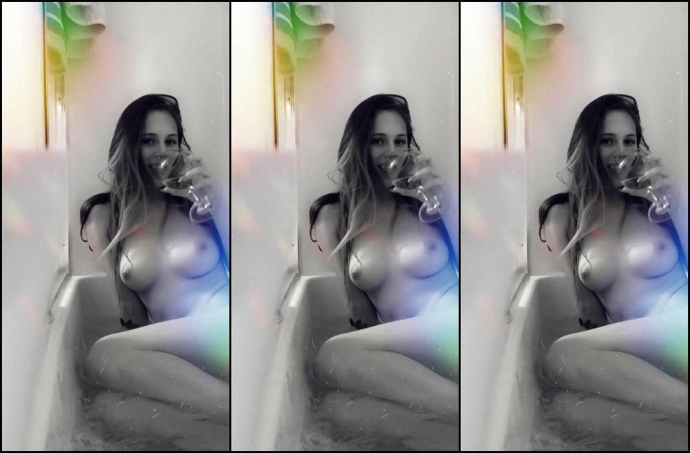 Big Tits, Booty Shaking, Pussy Play, Shower, Teens xbabygirlxxo my teen pussy in the bath ManyVids