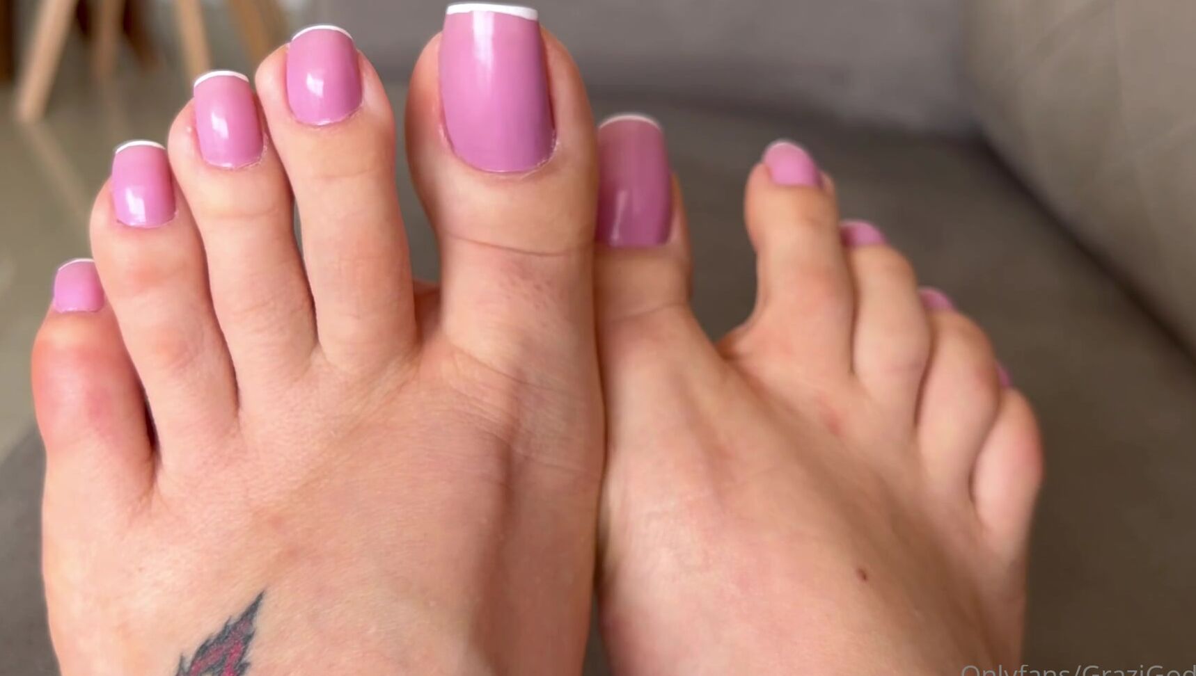 Grazigoddess Barefeet