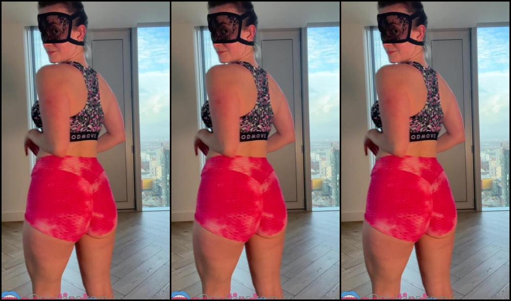 Rosalindxxx It S Important To Stretch After The Gym Right