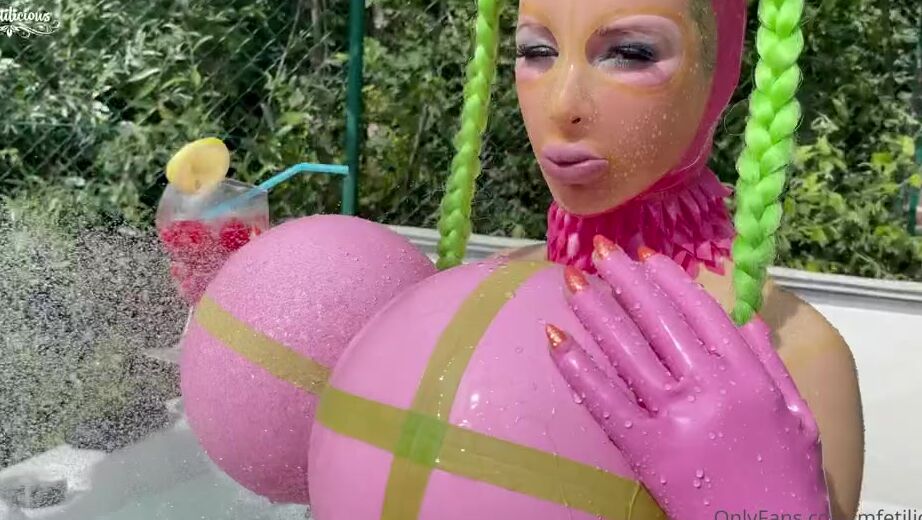 Mfetilicious Latex Pool Party With Dutch Fantasy