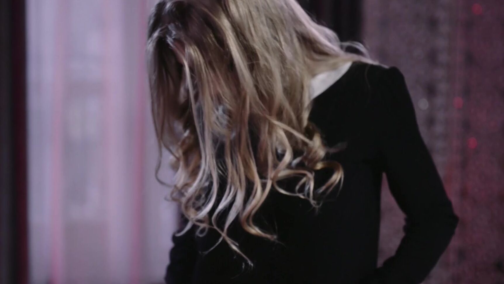 Straplessdildo 15 03 28 Scarlett Strapless Strapon Solo