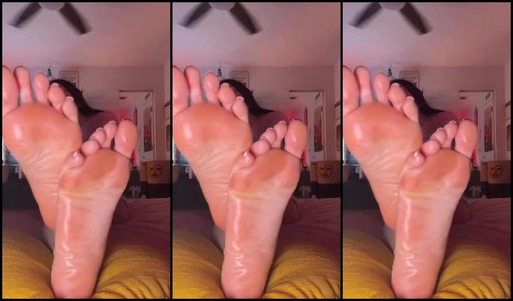 Nicolethedivine 12 30 2024 Onlyfans Video Pretty Girl Big Feet