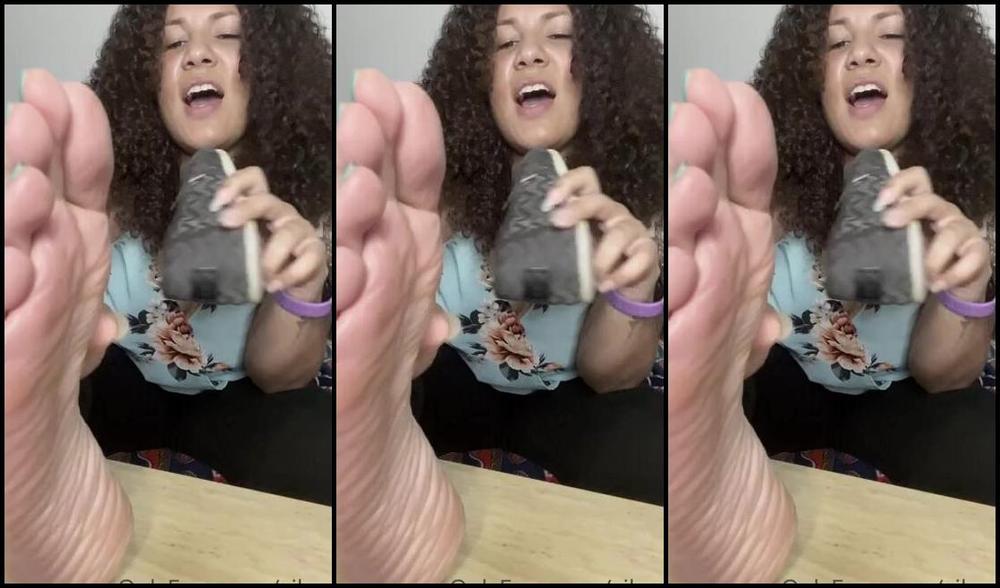 Natasha Aka Vibez3 Onlyfans Hey There Loser It S Been A Min Since I Ve Used You Get To Work