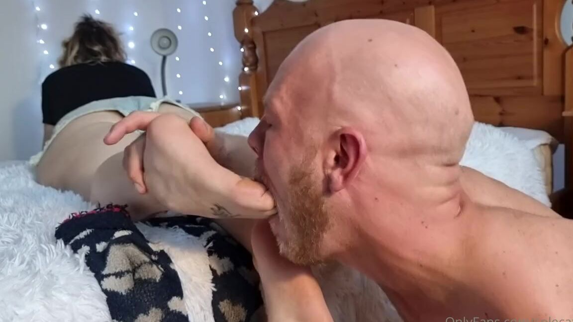 Greatbritishfeet Aka Solecatcher Onlyfans Her Feet Were So Stinky From Wearing Her Fluffy Socks All Day I Could Barely Contain2