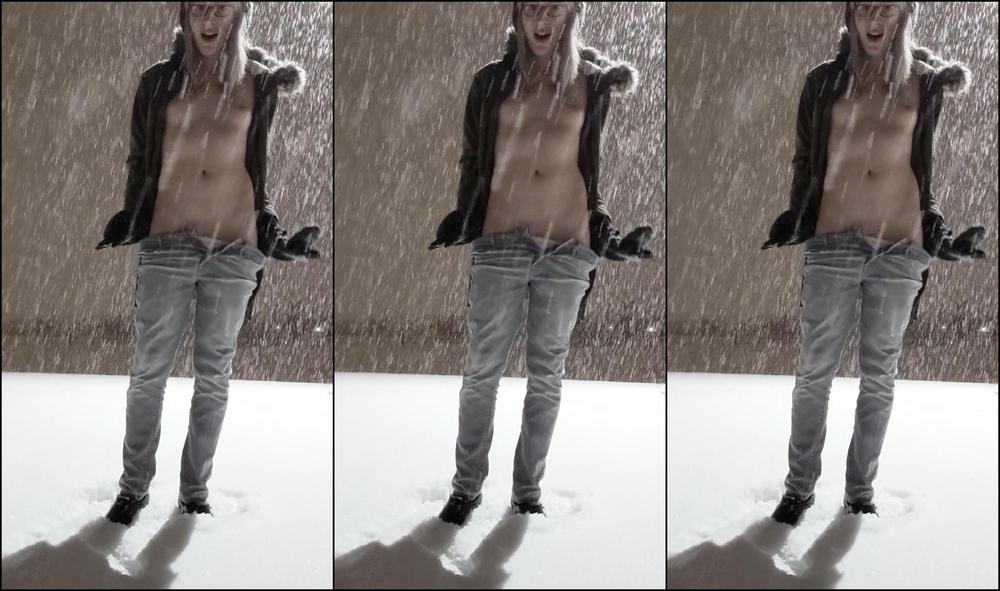 Liannalawson Playing In The Snow