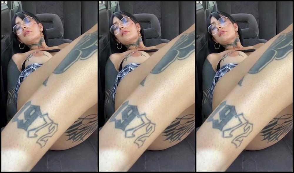 Viankasoles Nicknamed Viankasoles Onlyfans I Fucked My Ass Hard Unfortunately My Phone Got Too Hot And Couldnt Continue