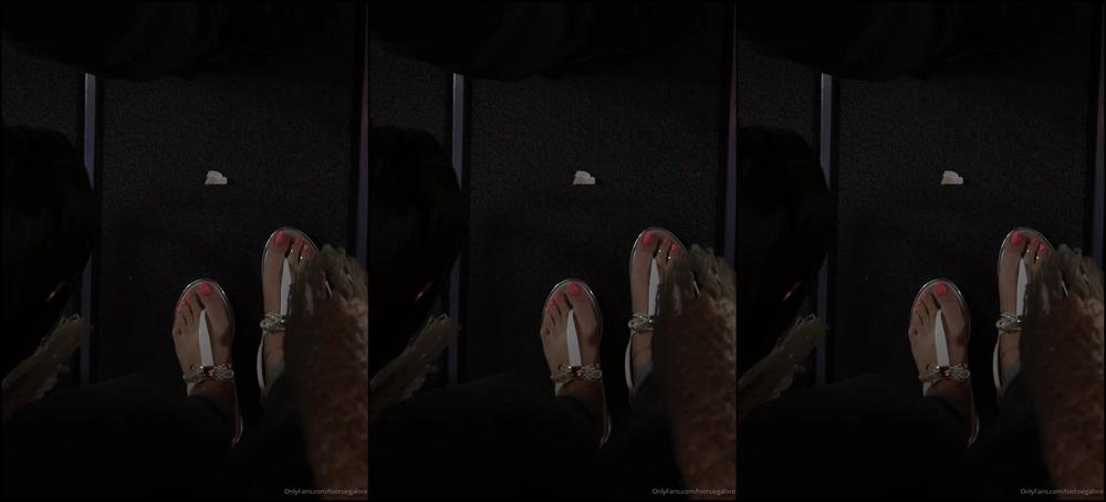 Footsiegalore Little Peek Into My Plane Journey Gotta Get Them Shoes Off And Get Comfy Right