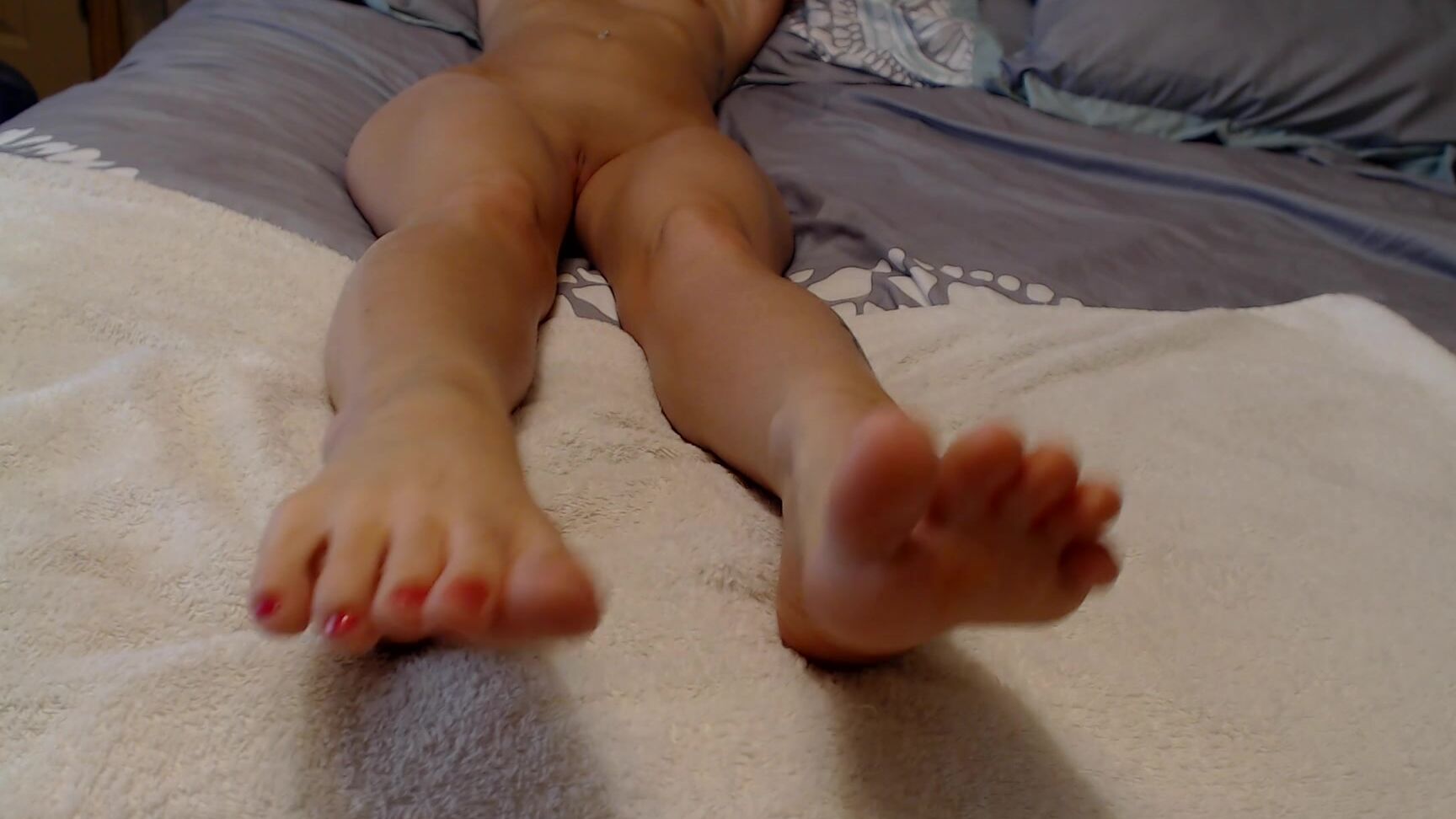 Tinytwat Foot Play