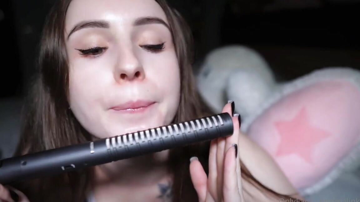 Princess Malinkaa Nicknamed Malinkaa98 01 06 2024 Onlyfans Video Hello My Daddy Here Is Hot Wet Amp Eye Contact Ear Licking Of 2 Micro