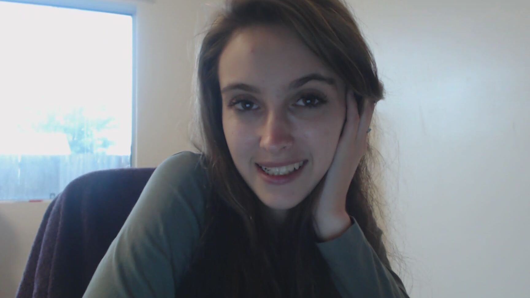 Mistress Chantel Tiny Worm