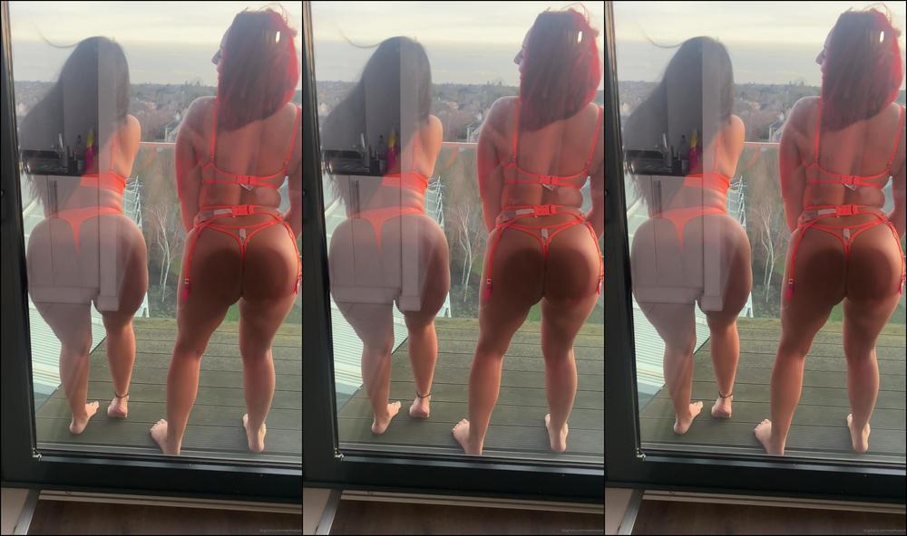 Niamhvelvet Me And Kinkyposhgirl Getting Naughty On The Balcony