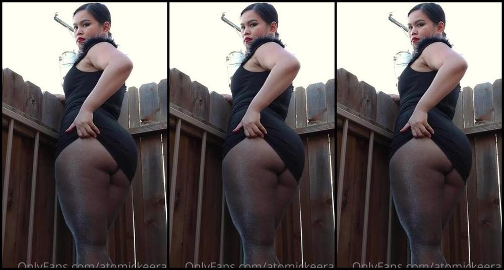 Atomickeerati Onlyfans Come Hangout With Me At The Patio Ml