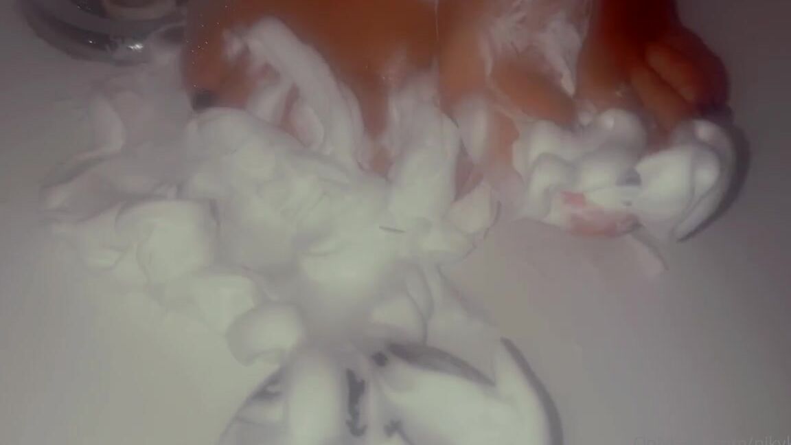Nikykikka Nicknamed Nikykikka Foot Fetish 12 18 2023 Onlyfans Video Leaked Nikykikka 87083
