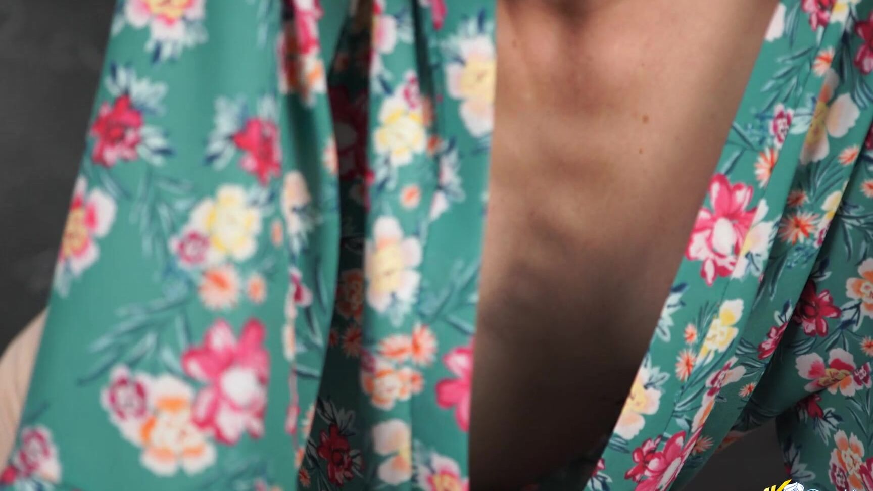 Downblousejerk 2018 10 17 Ariel Anderssen Downblouse Obsession