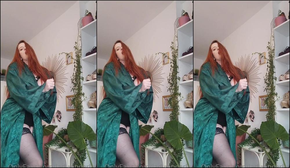 Ladygingerlust Namely By Dropping This Spectacularly Sexy Monday Burlesque Striptease