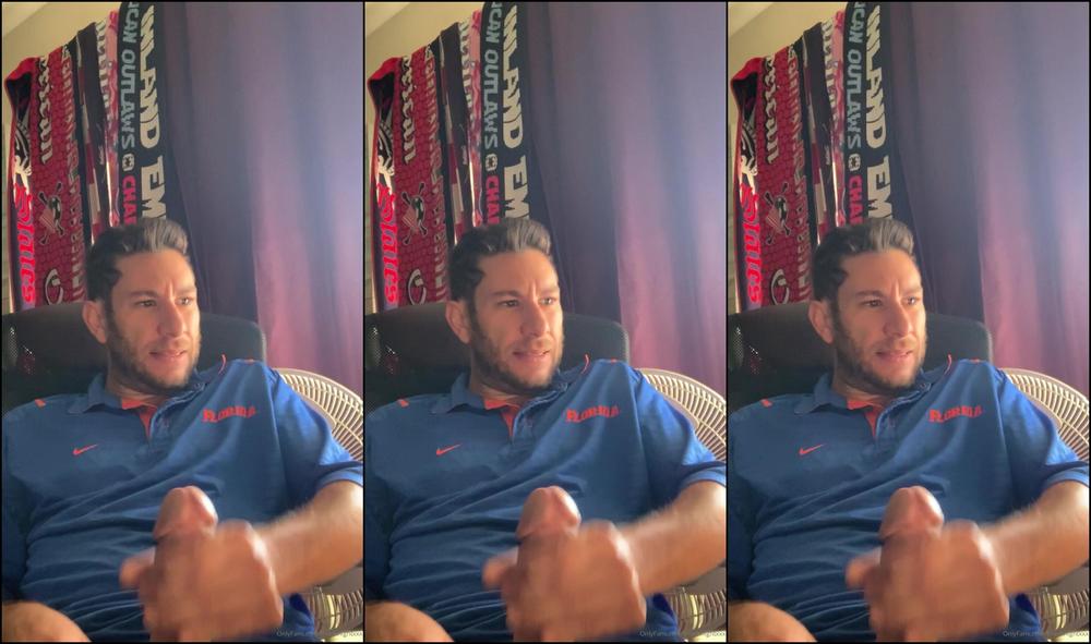 Bradknightxxx Gettin Off In My Gator Shirt