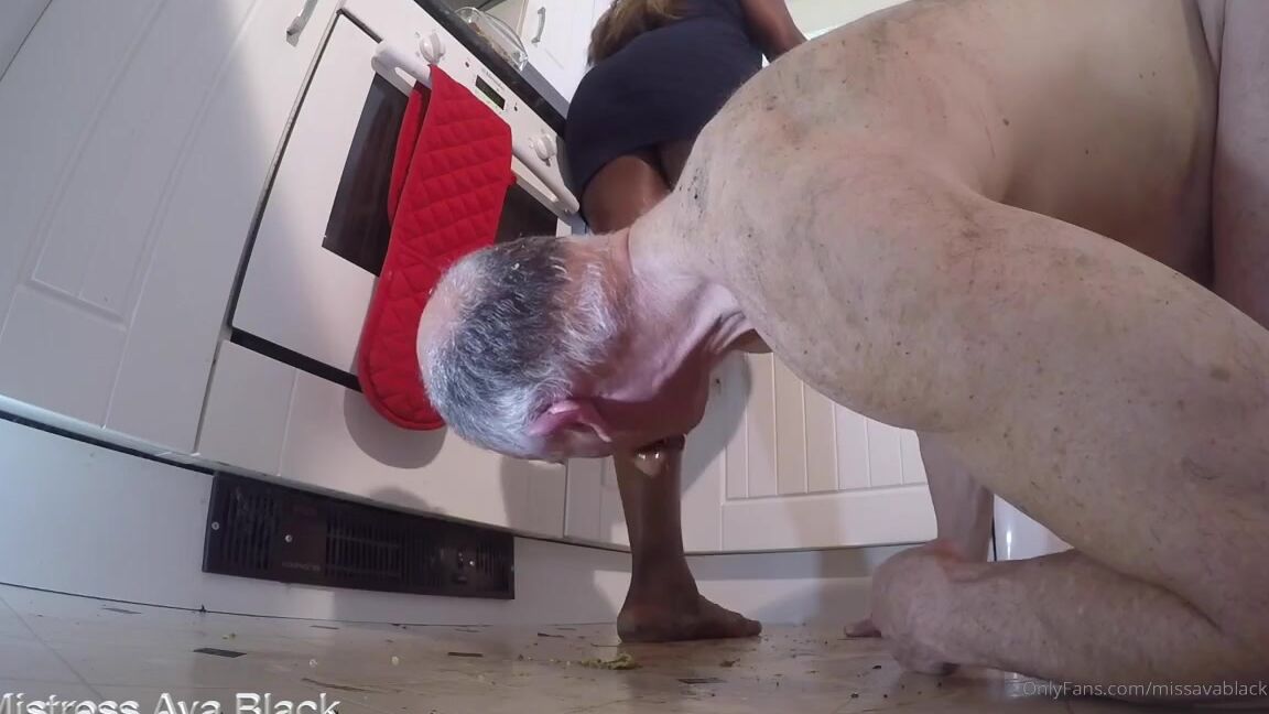 Missavablack Onlyfans Dirty Floor Treats Full Clip Mistresss Feet Are Super Disgusting With The Mud And She