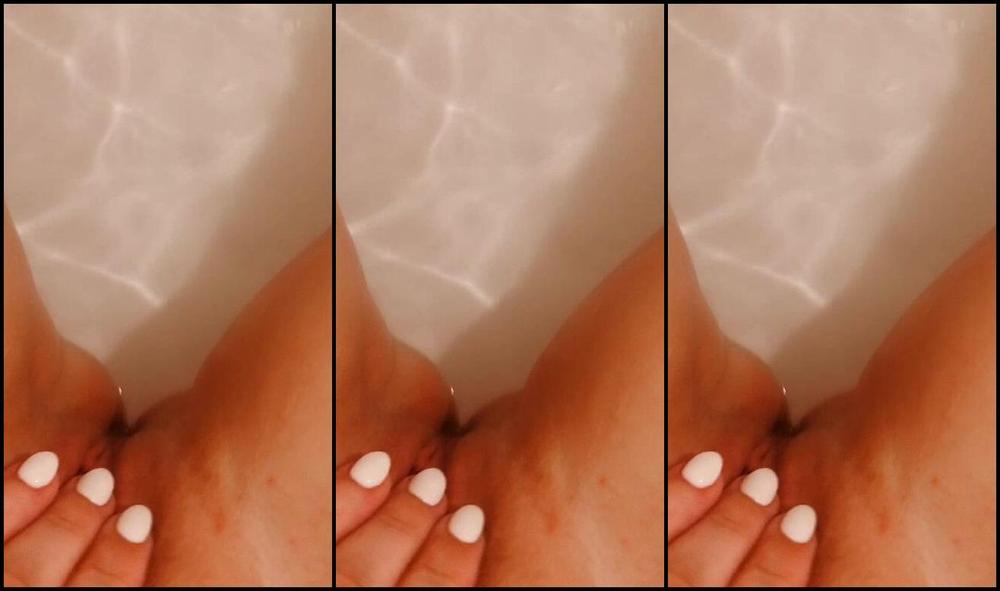 Bathtub Fetish, Blonde, MILF grace evangeline clit love ManyVids