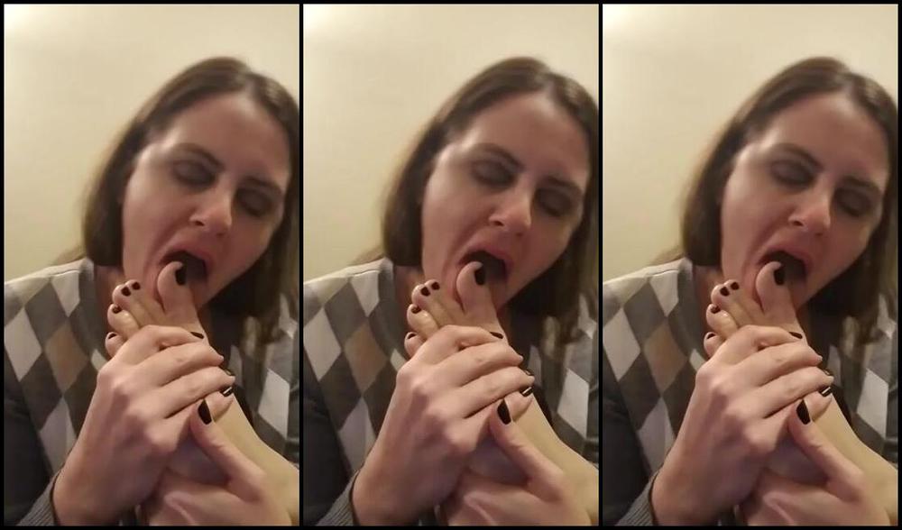 Premiumbrandy Onlyfans Black Toes Self Worship I Sensually Suck And Lick My Toes Paying Attention To Each Toe And Get All