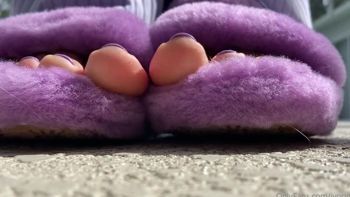 Ivorysoles Onlyfans 10 31 2021 This One Is Going To Make You Feel Like An Ant At My Wiggling Toes Lolp
