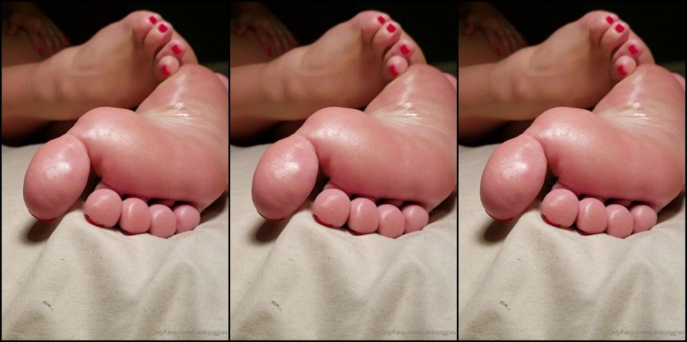 Karaspiggies Just A Tease In The Dark