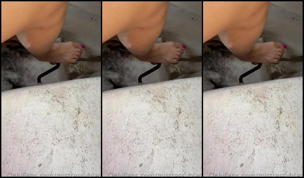 Mistress V Black Nicknamed Mistressvblack Onlyfans Em Busca Do Melhor Por Do Sol Com Dominaannnicknamedli