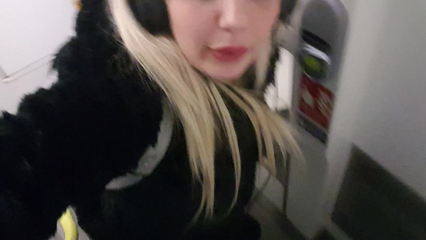 Bad Dolly Exploding With Piss On The Train