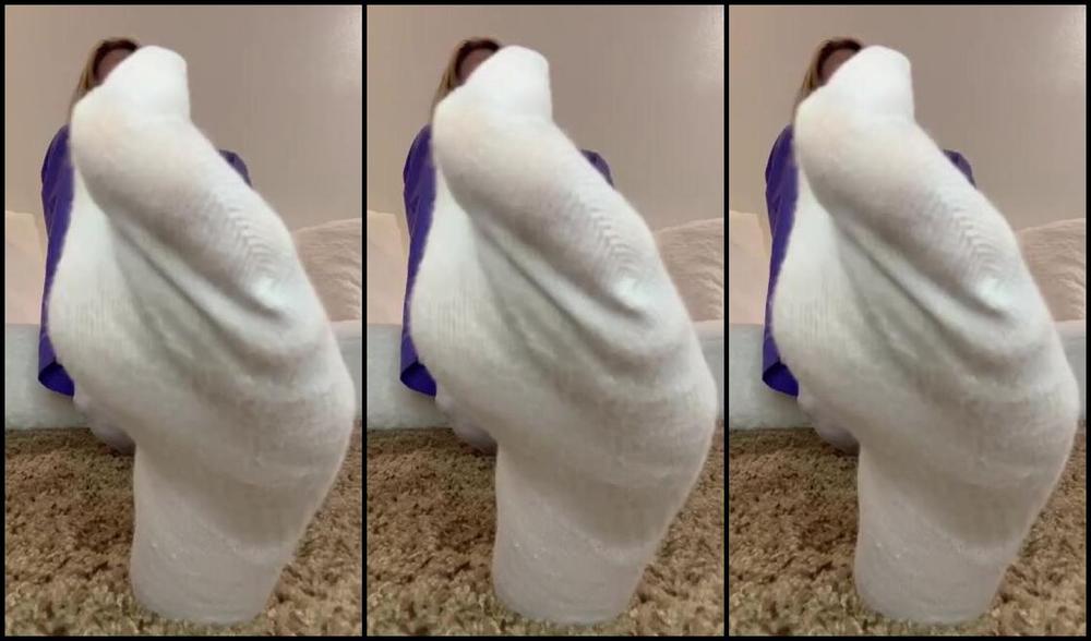 Jennysfeet Foot Fetish 09 11 2024 Onlyfans Video Nurse Jenny Orders You To Get Your Nose Between Her Toes And Take Deep Inhales