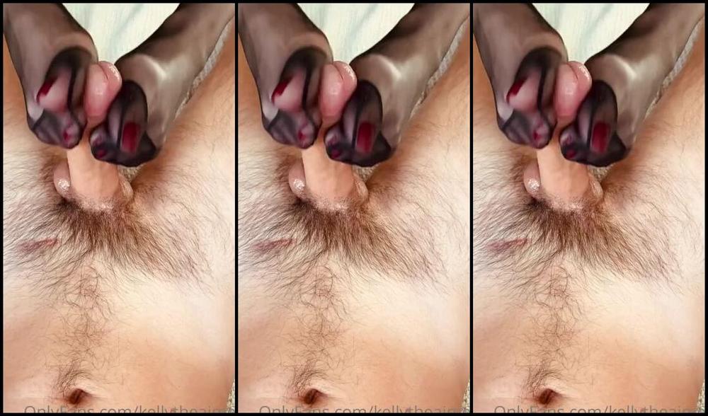 Aimee Kelly Aka Kellytheaimee Onlyfans An Oily Black Reinforced Toes Footjob Just A Preview Would U Like One